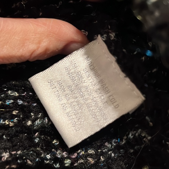 Worthington Essentials Women’s medium black sweater. Excellent condition - Picture 4 of 5